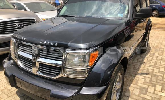 Acheter Occasion Voiture Dodge Nitro Noir à Luanda, Province de Luanda Acheter Occasion Voiture Dodge Nitro Noir à Luanda, Province de Luanda