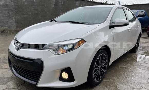 Comprar Usado Toyota Corolla Branco Carro em Luanda em Luanda Province Comprar Usado Toyota Corolla Branco Carro em Luanda em Luanda Province