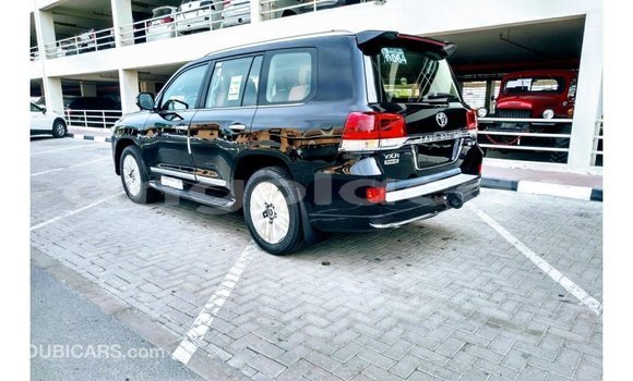 Comprar Importar Toyota Land Cruiser Preto Carro em Import - Dubai em Bengo Province Comprar Importar Toyota Land Cruiser Preto Carro em Import - Dubai em Bengo Province