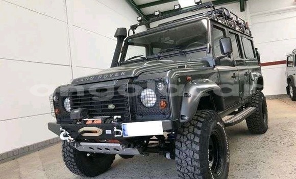 Buy Used Land Rover Defender Other Car in Luanda in Luanda Province Buy Used Land Rover Defender Other Car in Luanda in Luanda Province