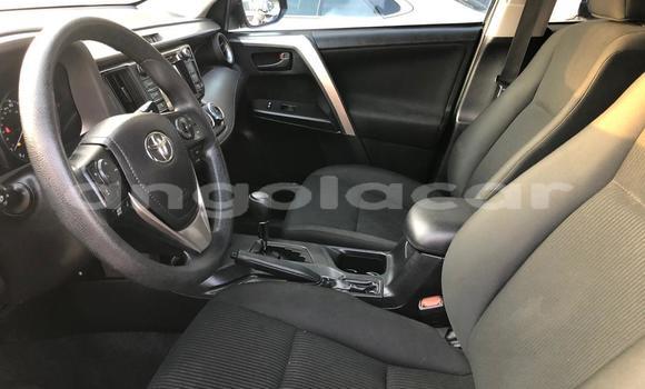 Comprar Usado Toyota RAV4 Preto Carro em Luanda em Luanda Province Comprar Usado Toyota RAV4 Preto Carro em Luanda em Luanda Province