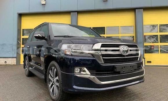 Buy Used Toyota Land Cruiser Silver Car in Luanda in Luanda Province Buy Used Toyota Land Cruiser Silver Car in Luanda in Luanda Province