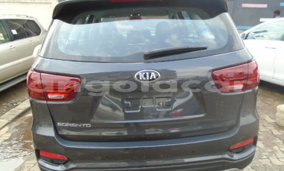 Buy Used Kia Sorento Black Car in Luanda in Luanda Province Buy Used Kia Sorento Black Car in Luanda in Luanda Province