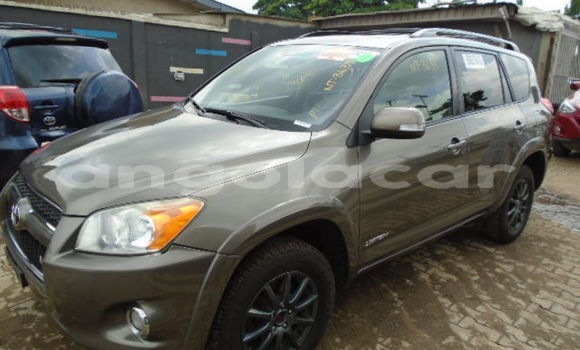 Comprar Usado Toyota RAV4 Preto Carro em Luanda em Luanda Province Comprar Usado Toyota RAV4 Preto Carro em Luanda em Luanda Province