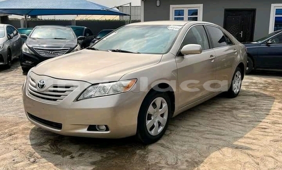 Acheter Occasion Voiture Toyota Camry Marron à Luena, Moxico Acheter Occasion Voiture Toyota Camry Marron à Luena, Moxico