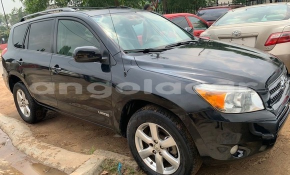 Acheter Occasion Voiture Toyota RAV4 Noir à Luanda, Province de Luanda Acheter Occasion Voiture Toyota RAV4 Noir à Luanda, Province de Luanda