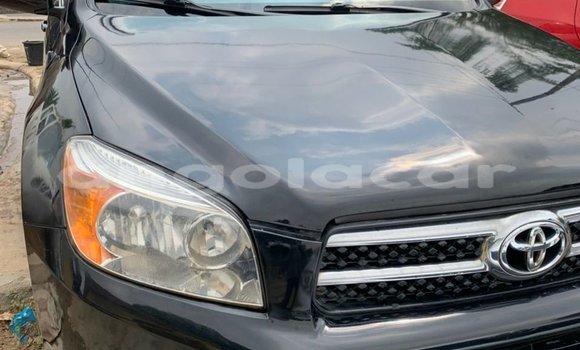 Comprar Usado Toyota RAV4 Preto Carro em Luanda em Luanda Province Comprar Usado Toyota RAV4 Preto Carro em Luanda em Luanda Province