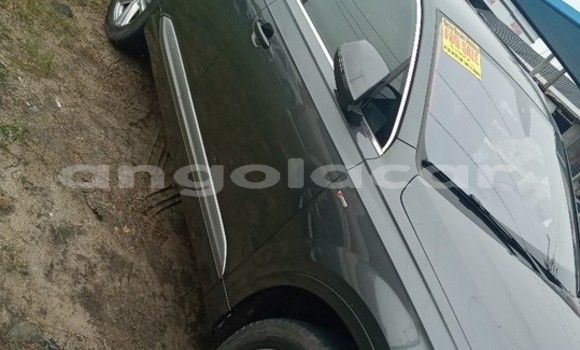 Buy Used Audi Q7 Black Car in Luanda in Luanda Province