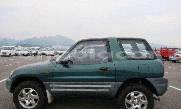 Comprar Usado Toyota RAV4 Outro Carro em Luanda em Luanda Province