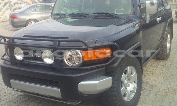 Comprar Usado Toyota FJ Cruiser Outro Carro em Luanda em Luanda Province Comprar Usado Toyota FJ Cruiser Outro Carro em Luanda em Luanda Province