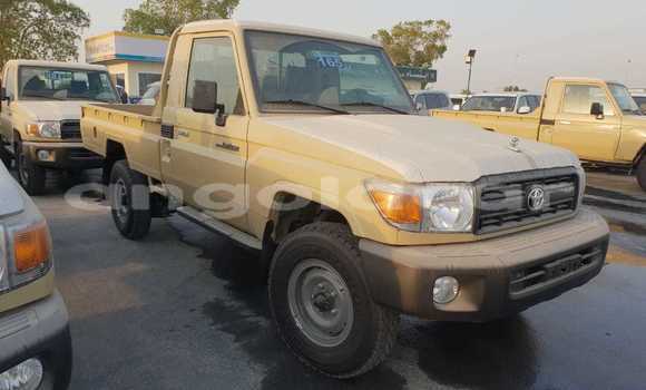 Comprar Novo Toyota Land Cruiser Bege Carro em Import - Dubai em Bengo Province Comprar Novo Toyota Land Cruiser Bege Carro em Import - Dubai em Bengo Province