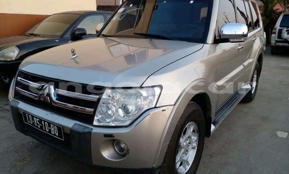 Acheter Occasion Voiture Mitsubishi Pajero Gris à Luanda, Province de Luanda Acheter Occasion Voiture Mitsubishi Pajero Gris à Luanda, Province de Luanda