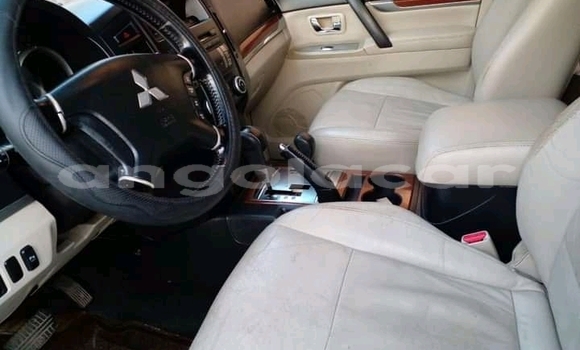 Acheter Occasion Voiture Mitsubishi Pajero Gris à Luanda, Province de Luanda Acheter Occasion Voiture Mitsubishi Pajero Gris à Luanda, Province de Luanda