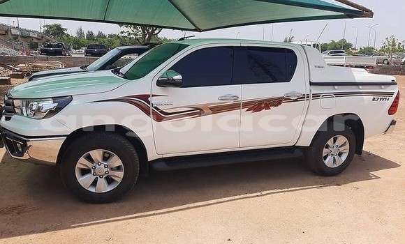 Buy Used Toyota Hilux White Car in Luanda in Luanda Province Buy Used Toyota Hilux White Car in Luanda in Luanda Province