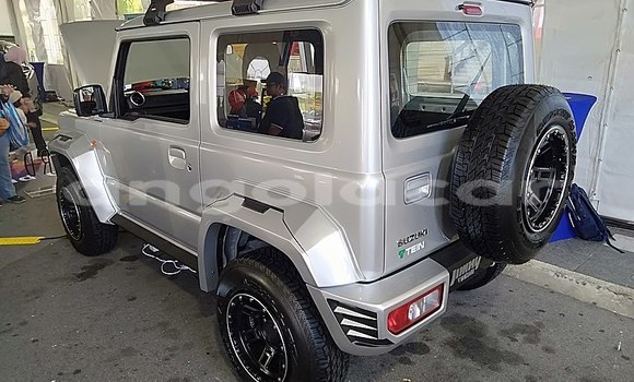 Buy Used Suzuki Jimny Silver Car in Luanda in Luanda Province Buy Used Suzuki Jimny Silver Car in Luanda in Luanda Province