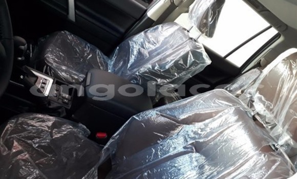 Buy Used Toyota Land Cruiser Prado White Car in Luanda in Luanda Province Buy Used Toyota Land Cruiser Prado White Car in Luanda in Luanda Province