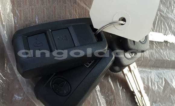 Comprar Novo Toyota Land Cruiser Bege Carro em Import - Dubai em Bengo Province Comprar Novo Toyota Land Cruiser Bege Carro em Import - Dubai em Bengo Province