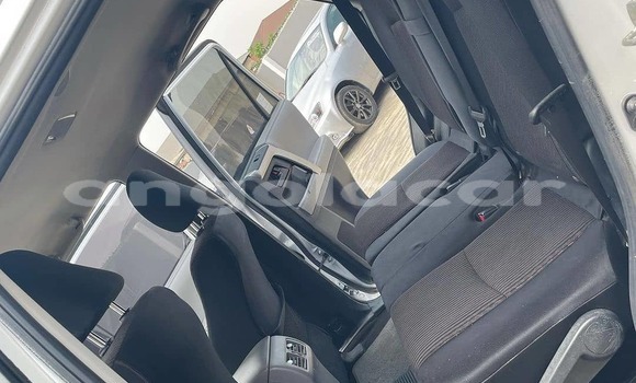 Buy Used Toyota 4Runner White Car in Luanda in Luanda Province Buy Used Toyota 4Runner White Car in Luanda in Luanda Province