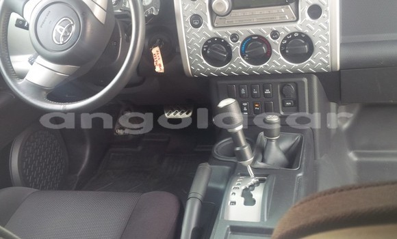 Buy Used Toyota FJ Cruiser Other Car in Luanda in Luanda Province Buy Used Toyota FJ Cruiser Other Car in Luanda in Luanda Province
