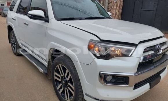 Buy Used Toyota 4Runner White Car in Luanda in Luanda Province Buy Used Toyota 4Runner White Car in Luanda in Luanda Province