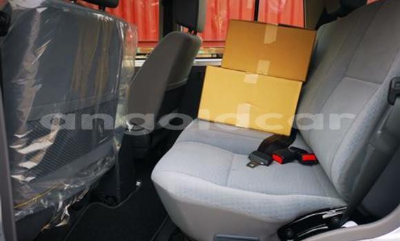 Acheter Occasion Voiture Toyota Land Cruiser Blanc à Luanda, Province de Luanda Acheter Occasion Voiture Toyota Land Cruiser Blanc à Luanda, Province de Luanda