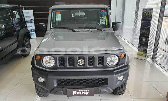 Buy Used Suzuki Jimny Silver Car in Luanda in Luanda Province Buy Used Suzuki Jimny Silver Car in Luanda in Luanda Province