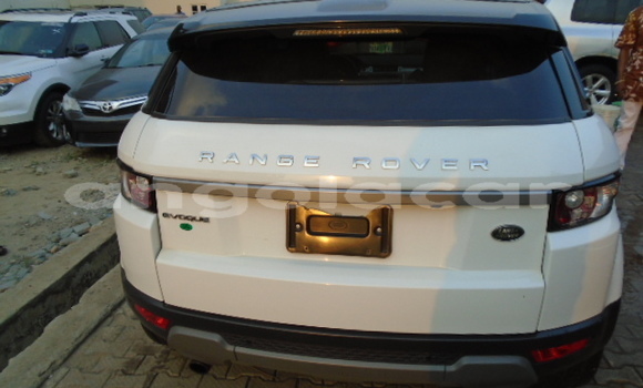 Acheter Occasion Voiture Land Rover Range Rover Blanc à Luanda, Province de Luanda Acheter Occasion Voiture Land Rover Range Rover Blanc à Luanda, Province de Luanda