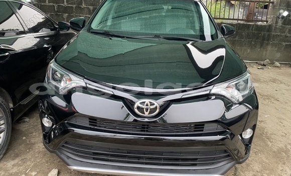 Comprar Usado Toyota RAV4 Preto Carro em Luanda em Luanda Province Comprar Usado Toyota RAV4 Preto Carro em Luanda em Luanda Province