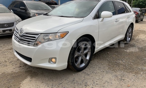 Buy Used Toyota Venza White Car in Luanda in Luanda Province Buy Used Toyota Venza White Car in Luanda in Luanda Province
