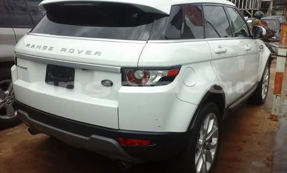Comprar Usado Land Rover Range Rover Vogue Branco Carro em Luanda em Luanda Province Comprar Usado Land Rover Range Rover Vogue Branco Carro em Luanda em Luanda Province
