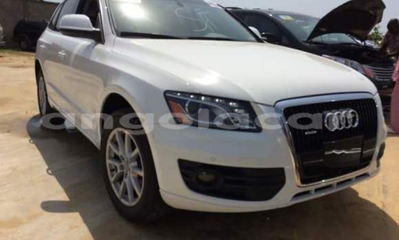 Acheter Occasion Voiture Audi Q5 Blanc à Luanda, Province de Luanda Acheter Occasion Voiture Audi Q5 Blanc à Luanda, Province de Luanda