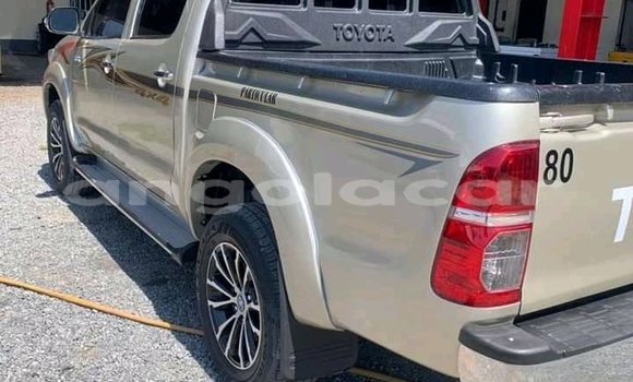 Comprar Usado Toyota Hilux Prata Carro em Lobito em Benguela Comprar Usado Toyota Hilux Prata Carro em Lobito em Benguela