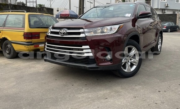 Comprar Usado Toyota Highlander Outro Carro em Lobito em Benguela