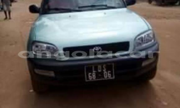 Comprar Usado Toyota RAV4 Azul Carro em Luanda em Luanda Province Comprar Usado Toyota RAV4 Azul Carro em Luanda em Luanda Province