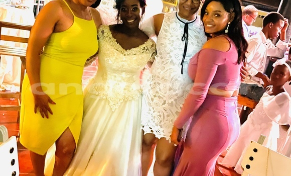 Acheter Occasion Voiture Cadillac Allante Vert à Cuito, Province de Bié Acheter Occasion Voiture Cadillac Allante Vert à Cuito, Province de Bié