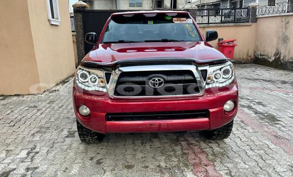 Comprar Usado Toyota Tacoma Vermelho Carro em Luanda em Luanda Province