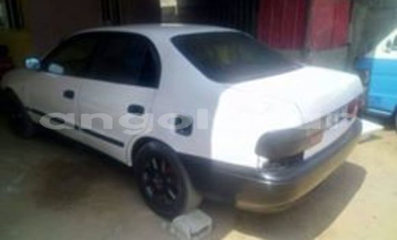Comprar Usado Toyota Carina E Branco Carro em Luanda em Luanda Province Comprar Usado Toyota Carina E Branco Carro em Luanda em Luanda Province