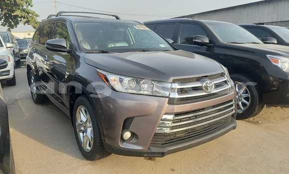 Buy Used Toyota Highlander Other Car in Luanda in Luanda Province Buy Used Toyota Highlander Other Car in Luanda in Luanda Province