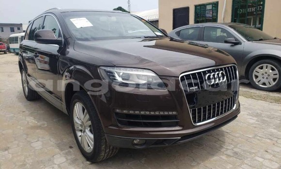 Comprar Usado Audi Q7 Branco Carro em Luanda em Luanda Province Comprar Usado Audi Q7 Branco Carro em Luanda em Luanda Province