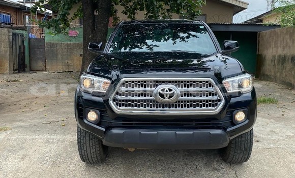Acheter Occasion Voiture Toyota Tacoma Noir à Luanda, Province de Luanda Acheter Occasion Voiture Toyota Tacoma Noir à Luanda, Province de Luanda
