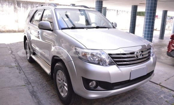 Comprar Usado Toyota Fortuner Outro Carro em Luanda em Luanda Province Comprar Usado Toyota Fortuner Outro Carro em Luanda em Luanda Province