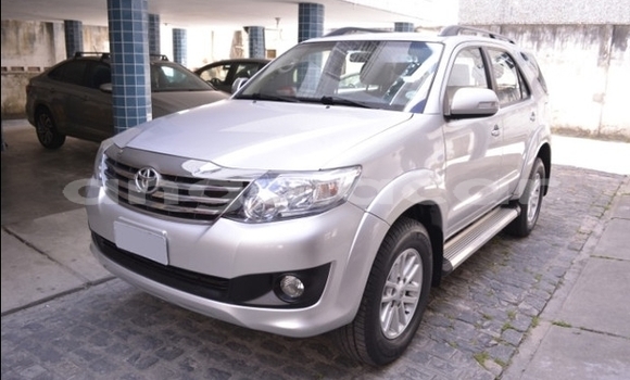 Buy Used Toyota Fortuner Other Car in Luanda in Luanda Province Buy Used Toyota Fortuner Other Car in Luanda in Luanda Province