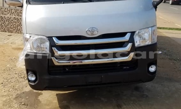 Buy Used Toyota Hiace Other Car in Luanda in Luanda Province Buy Used Toyota Hiace Other Car in Luanda in Luanda Province