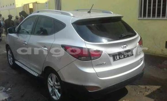 Acheter Occasion Voiture Hyundai Tucson Gris à Luanda, Province de Luanda Acheter Occasion Voiture Hyundai Tucson Gris à Luanda, Province de Luanda