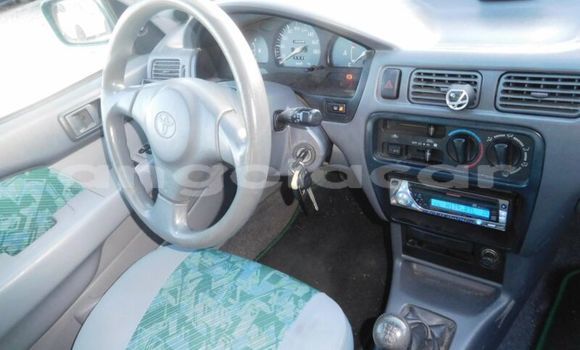 Buy Used Toyota Starlet Green Car in Luanda in Luanda Province Buy Used Toyota Starlet Green Car in Luanda in Luanda Province