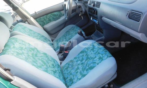 Buy Used Toyota Starlet Green Car in Luanda in Luanda Province Buy Used Toyota Starlet Green Car in Luanda in Luanda Province