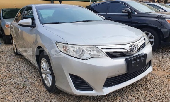 Comprar Usado Toyota Yaris Outro Carro em Luanda em Luanda Province