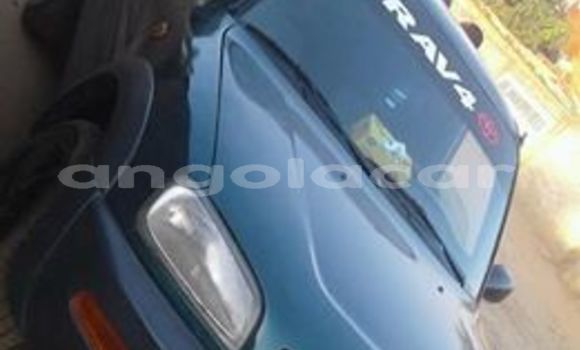 Acheter Occasion Voiture Toyota RAV4 Vert à Luanda, Province de Luanda Acheter Occasion Voiture Toyota RAV4 Vert à Luanda, Province de Luanda