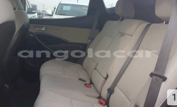 Buy Used Hyundai Santa Fe Other Car in Luanda in Luanda Province Buy Used Hyundai Santa Fe Other Car in Luanda in Luanda Province