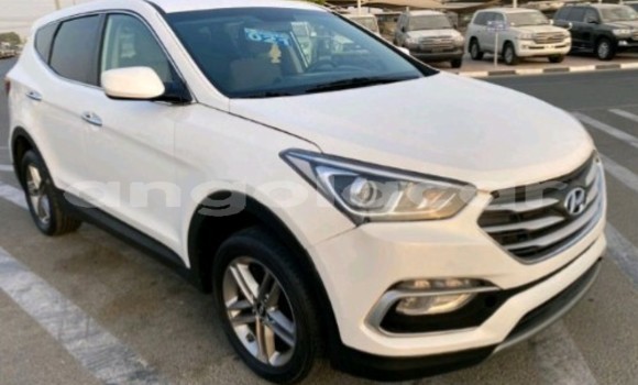 Buy Used Hyundai Santa Fe White Car in Luanda in Luanda Province Buy Used Hyundai Santa Fe White Car in Luanda in Luanda Province